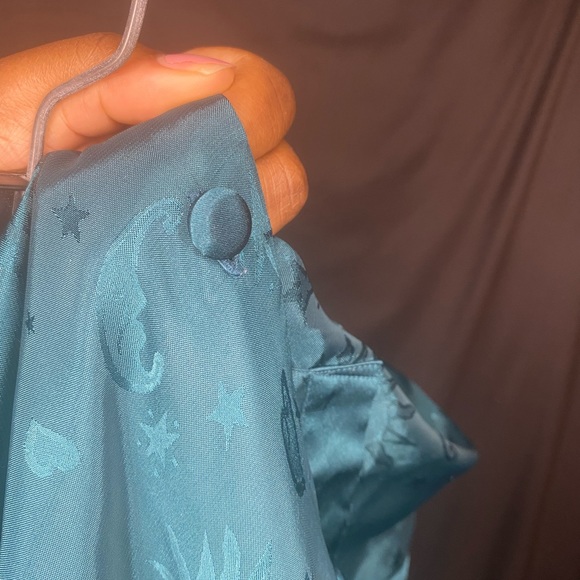 3/$30 La Senza satin pajama set - Picture 4 of 5